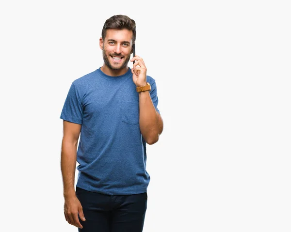 Mladý Pohledný Muž Mluví Smartphone Izolované Pozadí Šťastný Obličej Stál — Stock fotografie