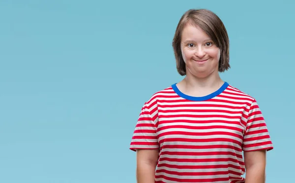 Mladá Dospělá Žena Downovým Syndromem Izolovaném Pozadí Šťastným Chladným Úsměvem — Stock fotografie