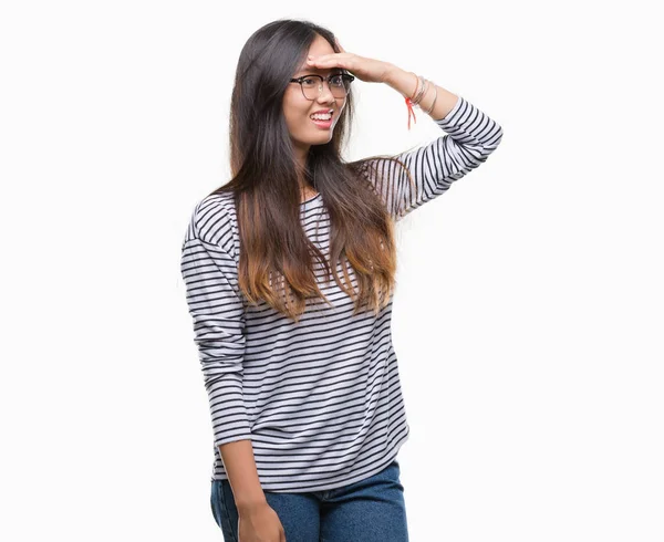 Joven Mujer Asiática Usando Gafas Sobre Aislado Fondo Muy Feliz — Foto de Stock