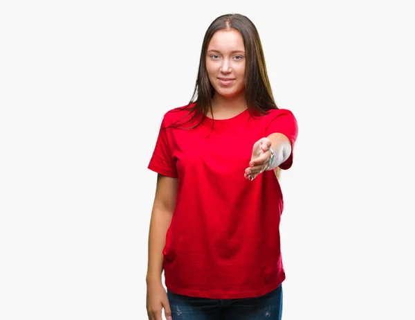 Young Beautiful Caucasian Woman Isolated Background Smiling Friendly Offering Handshake — Stock Photo, Image