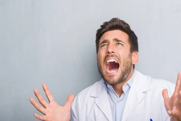 Handsome Young Professional Man Grey Grunge Wall Wearing White Coat — Stock Photo, Image