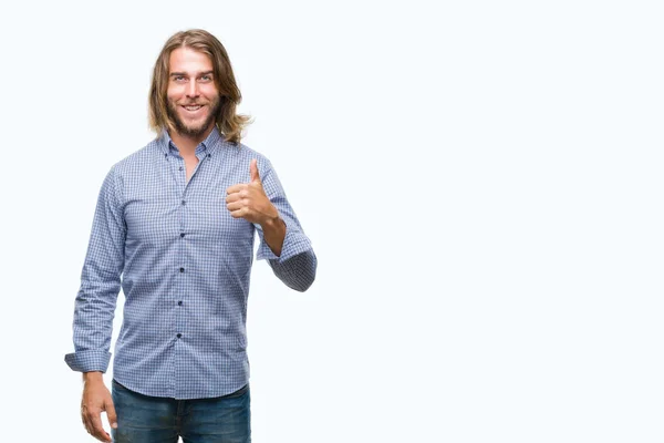 Homem Bonito Jovem Com Cabelos Longos Sobre Fundo Isolado Fazendo — Fotografia de Stock