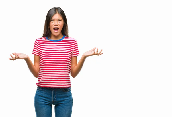 Junge Asiatische Frau Ängstlich Und Schockiert Mit Überraschendem Ausdruck — Stockfoto