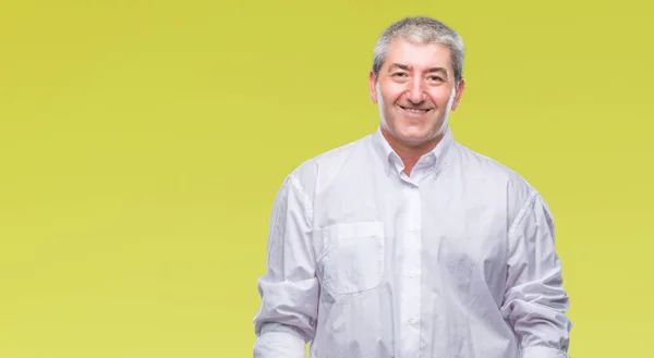 Hombre Mayor Guapo Sobre Fondo Aislado Con Una Sonrisa Feliz — Foto de Stock