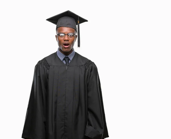 Fiatal Diplomát Afrikai Amerikai Férfi Elszigetelt Háttér Félek Megdöbbentem Kifejezés — Stock Fotó