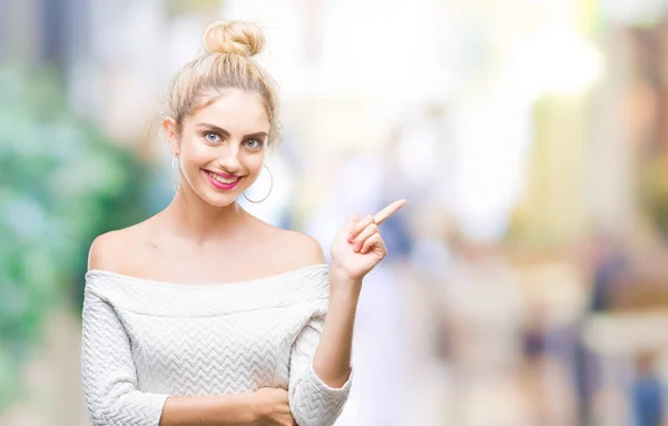 Joven Hermosa Rubia Ojos Azules Mujer Sobre Fondo Aislado Con — Foto de Stock