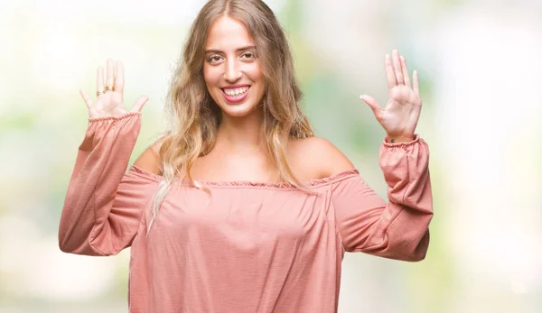 Linda Jovem Loira Sobre Fundo Isolado Mostrando Apontando Para Cima — Fotografia de Stock