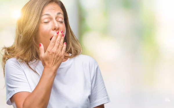 Ältere Hispanische Frau Mittleren Alters Über Isoliertem Hintergrund Gelangweilt Gähnend — Stockfoto