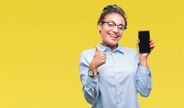 Young Braided Hair African American Business Girl Showing Screen Smartphone — Stock Photo, Image