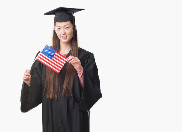 Joven Mujer China Con Uniforme Graduado Sosteniendo Bandera Los Estados — Foto de Stock