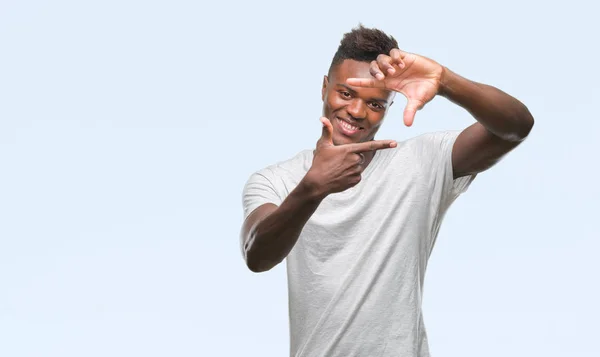 Fiatal Afroamerikai Férfi Mosolyogva Így Keret Kézzel Ujjal Boldog Arc — Stock Fotó