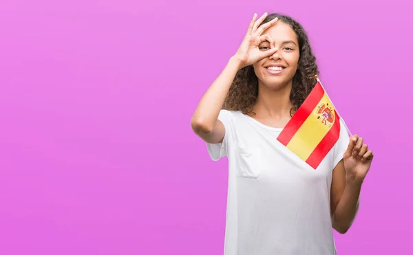 Mujer Hispana Joven Sosteniendo Bandera España Con Cara Feliz Sonriendo —  Fotos de Stock