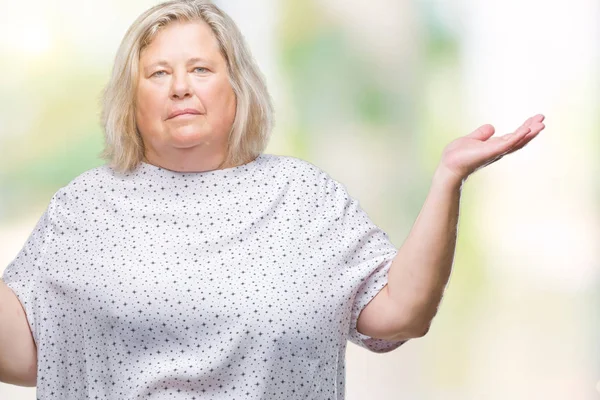 Senior Size Caucasian Woman Isolated Background Clueless Confused Expression Arms — Stock Photo, Image