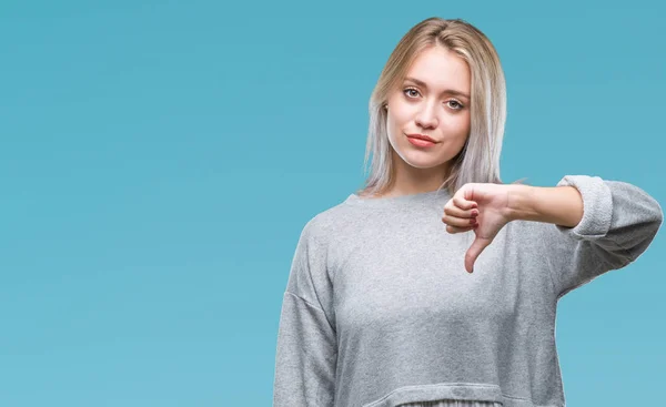 Young Blonde Woman Isolated Background Looking Unhappy Angry Showing Rejection — Stock Photo, Image