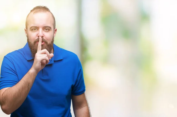 Jonge Kaukasische Hipster Man Blauw Shirt Dragen Geïsoleerde Achtergrond Vragen — Stockfoto