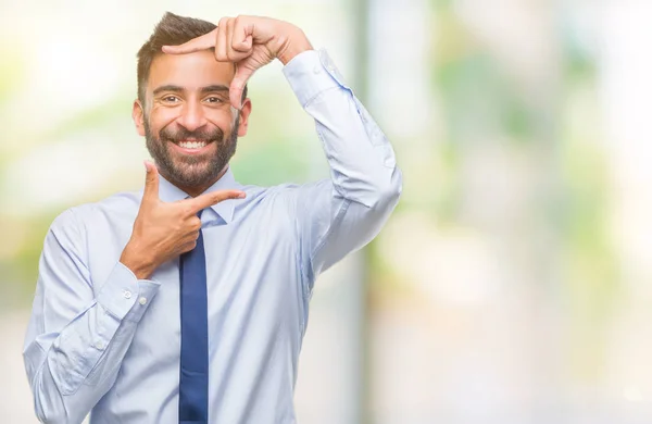 Uomo Affari Ispanico Adulto Sfondo Isolato Sorridente Facendo Cornice Con — Foto Stock