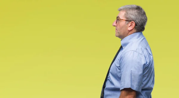 Schöner Älterer Geschäftsmann Mit Isoliertem Hintergrund Der Zur Seite Schaut — Stockfoto