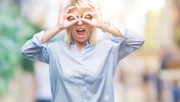 Junge Schöne Blonde Geschäftsfrau Mit Brille Über Isoliertem Hintergrund Macht — Stockfoto