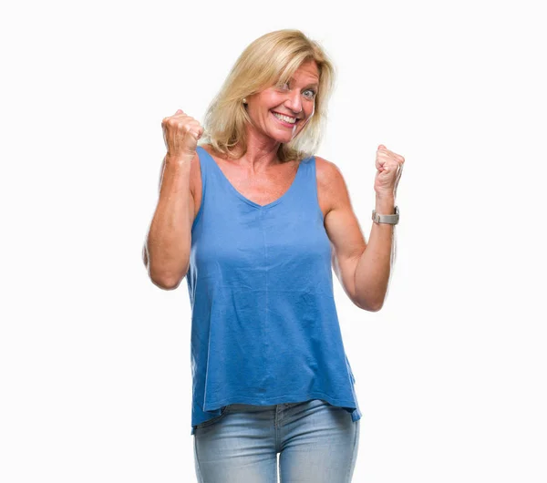 Mujer Rubia Mediana Edad Sobre Fondo Aislado Muy Feliz Emocionado — Foto de Stock
