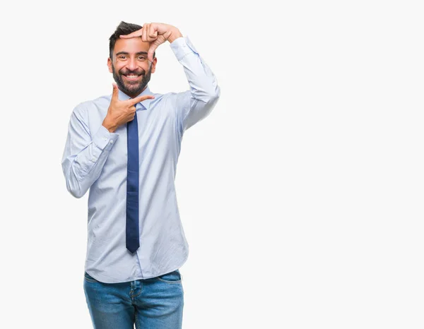 Homem Negócios Hispânico Adulto Sobre Fundo Isolado Sorrindo Fazendo Quadro — Fotografia de Stock