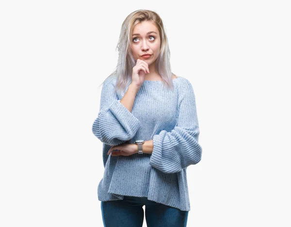 Young Blonde Woman Wearing Winter Sweater Isolated Background Hand Chin — Stock Photo, Image