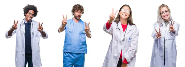 Колаж Групи Лікарів Медсестер Хірургів Над Ізольованим Тлом Посміхаючись Дивитися — стокове фото