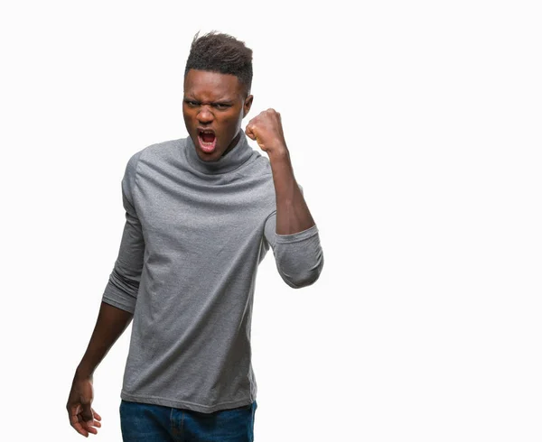 Joven Hombre Afroamericano Sobre Fondo Aislado Enojado Loco Levantando Puño —  Fotos de Stock