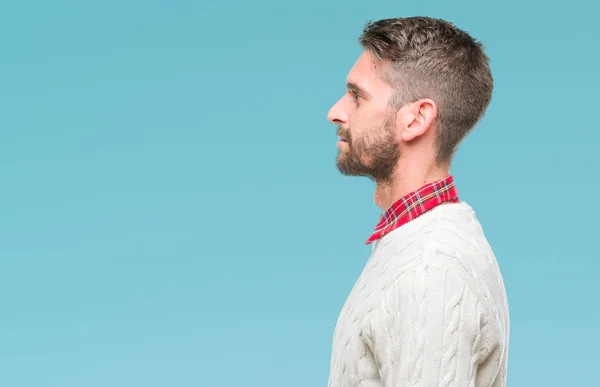 Joven Hombre Guapo Con Suéter Invierno Sobre Fondo Aislado Mirando — Foto de Stock