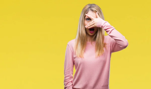 Junge Schöne Blonde Frau Rosa Winterpullover Über Isoliertem Hintergrund Die — Stockfoto