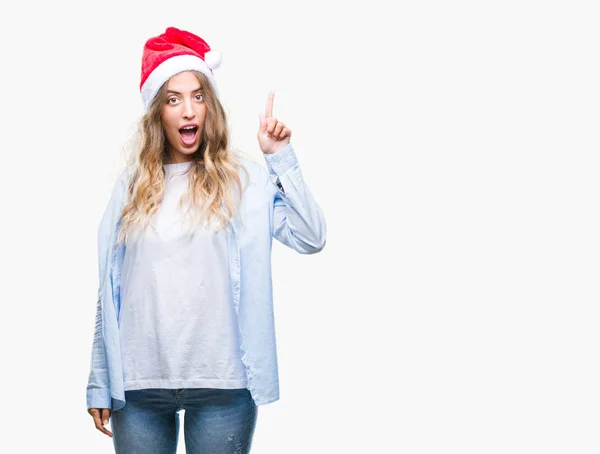 Krásná Mladá Blond Žena Nosí Vánoční Čepice Přes Samostatný Pozadí — Stock fotografie