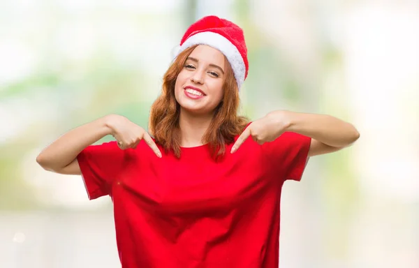 Jovem Bela Mulher Sobre Fundo Isolado Vestindo Chapéu Natal Olhando — Fotografia de Stock