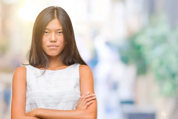 Jovem Mulher Asiática Sobre Fundo Isolado Cético Nervoso Desaprovando Expressão — Fotografia de Stock