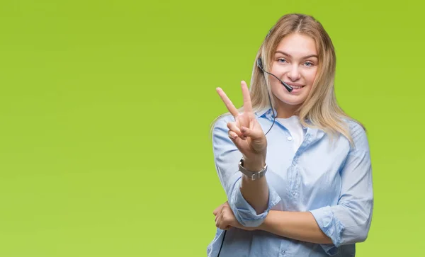 Jovem Mulher Negócios Caucasiana Usando Fone Ouvido Call Center Sobre — Fotografia de Stock