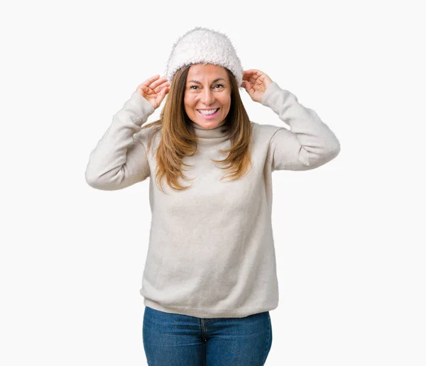 Beautiful Middle Age Woman Wearing Winter Sweater Hat Isolated Background — Stock Photo, Image