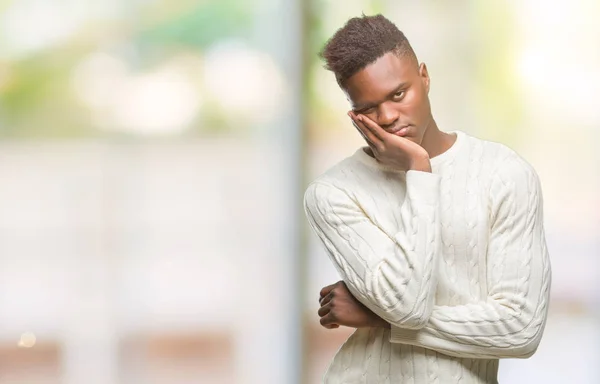 Молодой Африканский Американец Изолированном Фоне Думает Усталый Скучающий Депрессией Проблемы — стоковое фото