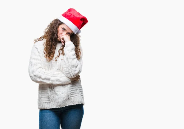 Chica Morena Joven Con Sombrero Navidad Sobre Fondo Aislado Pensando — Foto de Stock