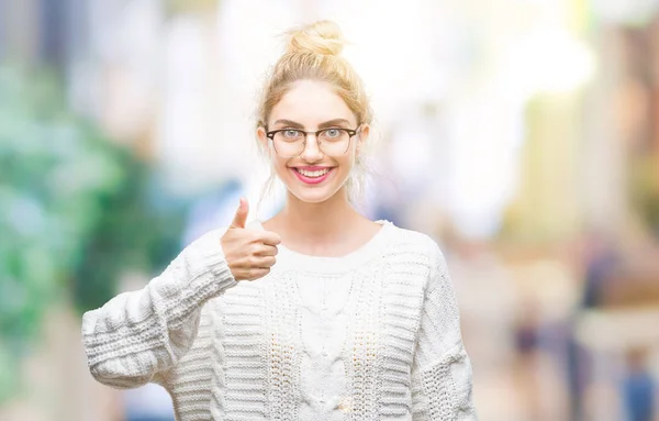 Joven Hermosa Mujer Rubia Con Gafas Sobre Fondo Aislado Haciendo — Foto de Stock