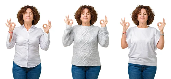 中年高级女大学生的拼贴穿着白色 T恤在白色孤立的背景放松和微笑闭着眼睛做冥想手势用手指 瑜伽概念 — 图库照片