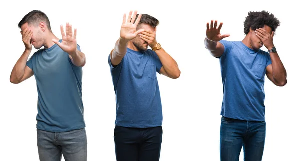 一群西班牙裔和非洲裔美国男子在孤立的背景下用双手捂住眼睛 用悲伤和恐惧的表情做停止手势 尴尬和消极的概念 — 图库照片