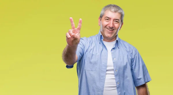 Bonito Homem Sênior Sobre Fundo Isolado Sorrindo Com Rosto Feliz — Fotografia de Stock