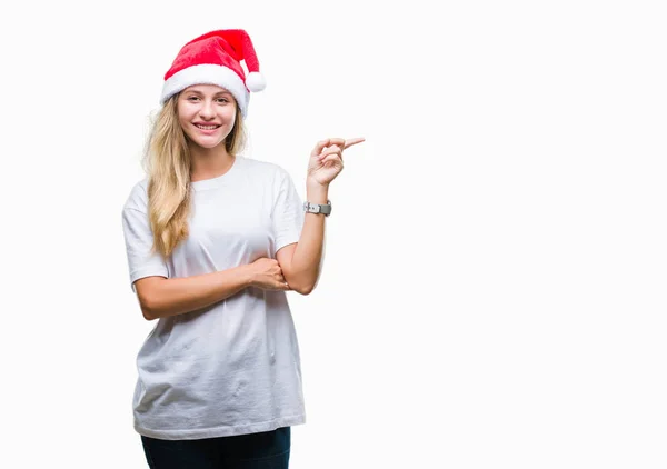 Jovem Mulher Loira Bonita Usando Chapéu Natal Sobre Fundo Isolado — Fotografia de Stock