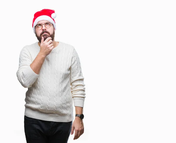 Joven Hombre Caucásico Con Sombrero Navidad Gafas Sobre Fondo Aislado — Foto de Stock