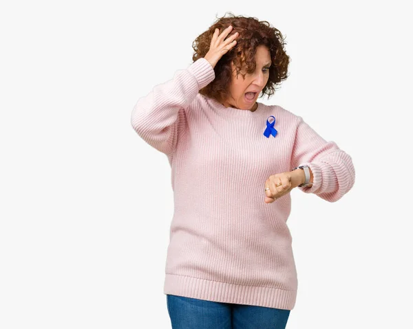 Mujer Mediana Edad Ager Usando Cambiante Color Azul Cinta Conciencia — Foto de Stock