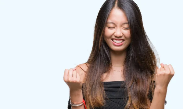 Mujer Asiática Joven Sobre Fondo Aislado Muy Feliz Emocionado Haciendo —  Fotos de Stock