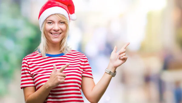 Jonge Mooie Blonde Vrouw Met Kerst Hoed Geïsoleerde Achtergrond Glimlachen — Stockfoto