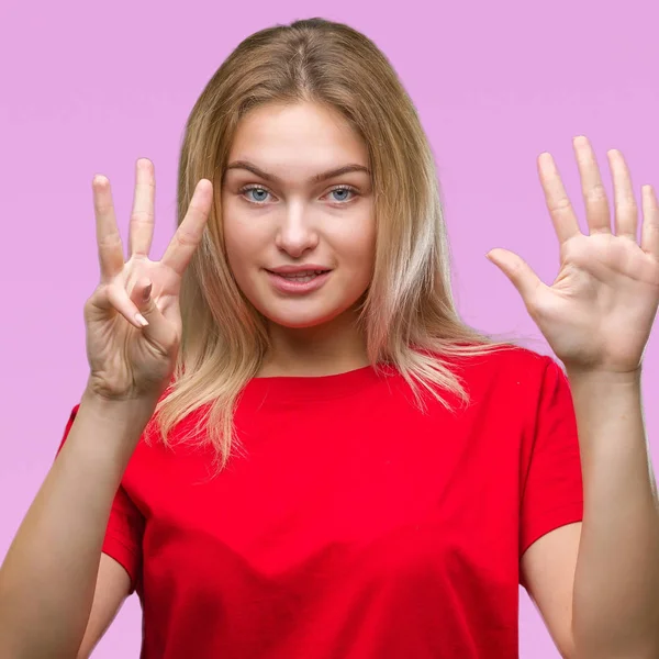 Молода Біла Жінка Над Ізольованим Тлом Показує Вказує Пальцями Номер — стокове фото