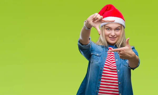 Jeune Femme Caucasienne Portant Chapeau Noël Sur Fond Isolé Souriant — Photo