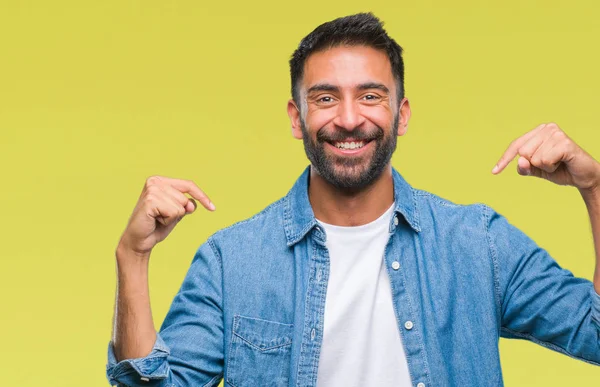 Adult Hispanic Man Isolated Background Looking Confident Smile Face Pointing — Stock Photo, Image