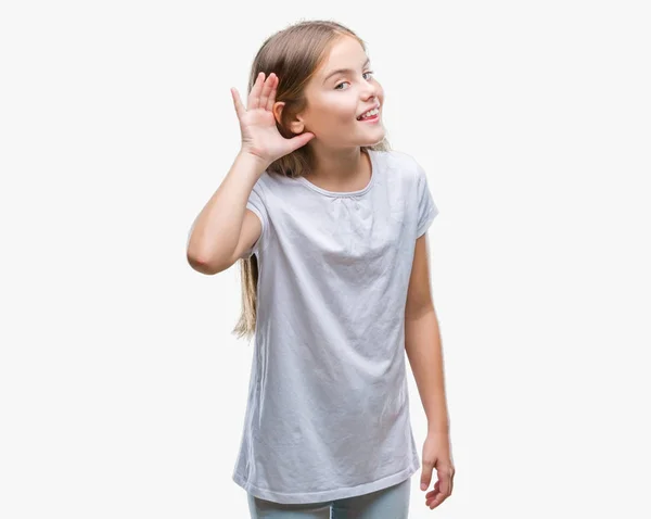 噂やゴシップに審理をリスニングの耳に手を浮かべて孤立の背景の上の美しい少女 難聴の概念 — ストック写真
