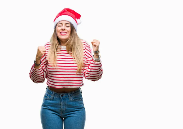 Jovem Mulher Bonita Vestindo Chapéu Natal Sobre Fundo Isolado Muito — Fotografia de Stock